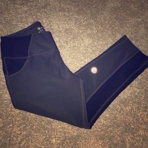 Capri workout leggings